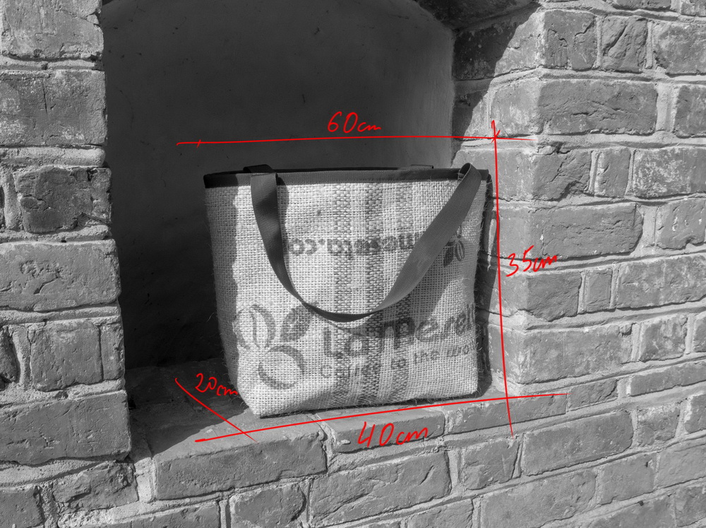 Strong large shoulder tote made of sisal coffee